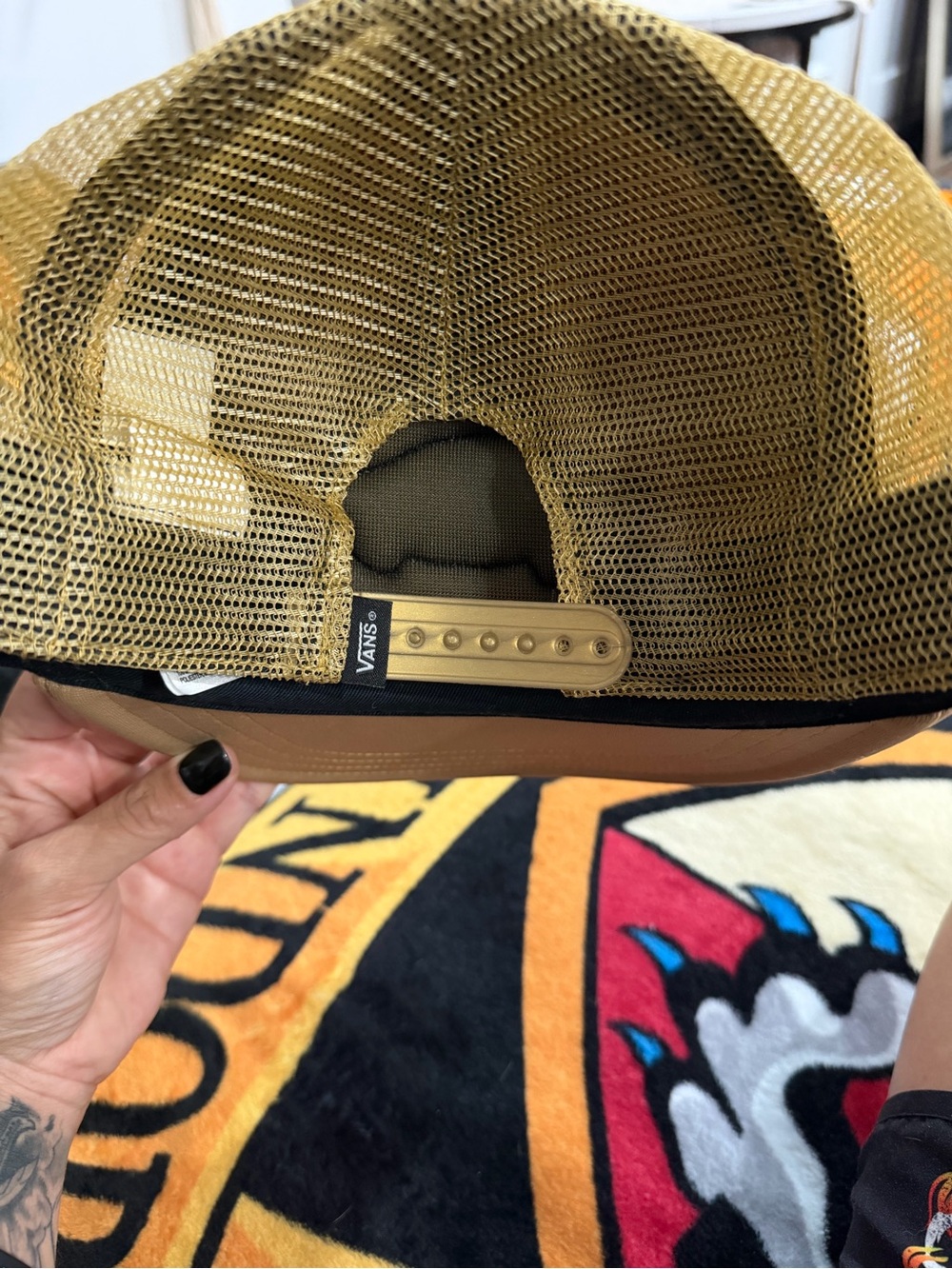 Hat with Vans patch - Picture 7 of 7